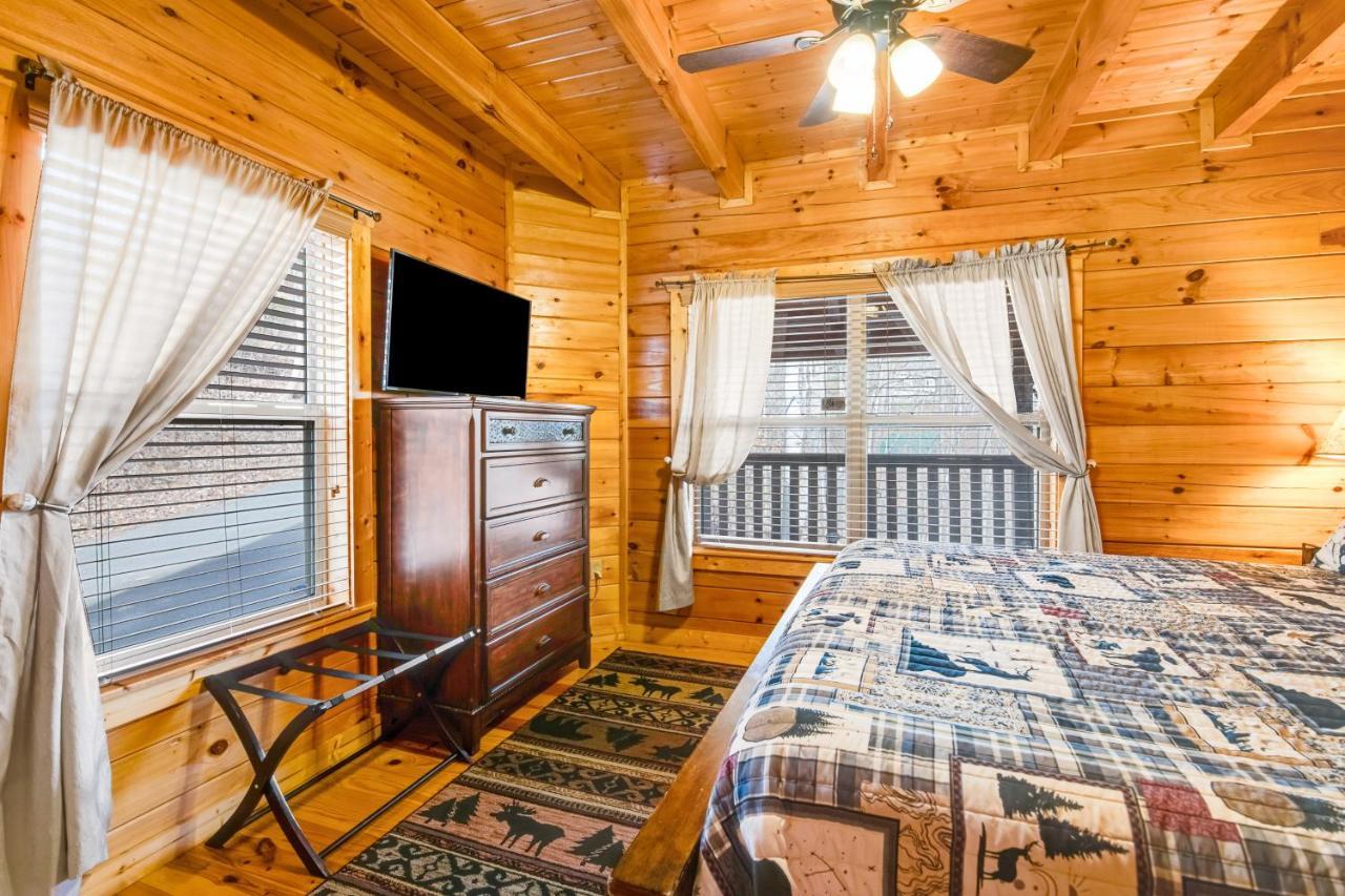 Triple Mountain View Villa Gatlinburg Exterior photo