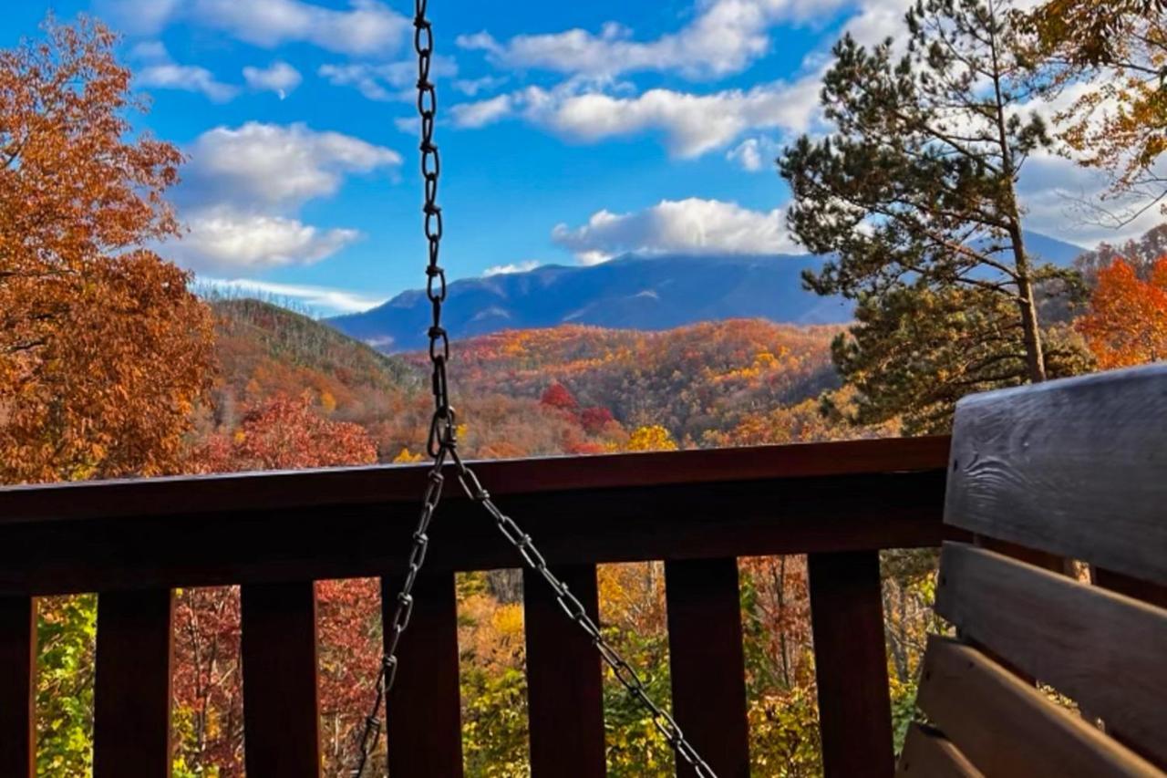Triple Mountain View Villa Gatlinburg Exterior photo